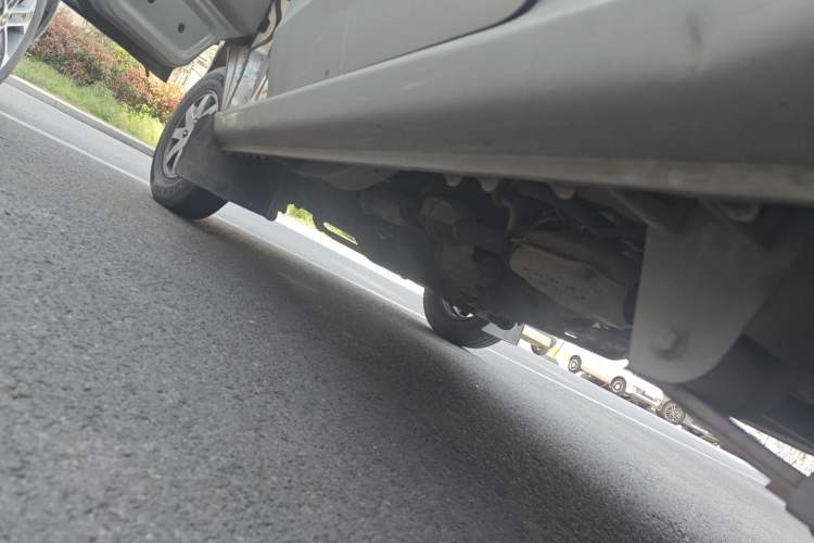 Used CHANGAN KAICHENG Taurus 2011 1.3L Comfort Model Chassis Rear Left
