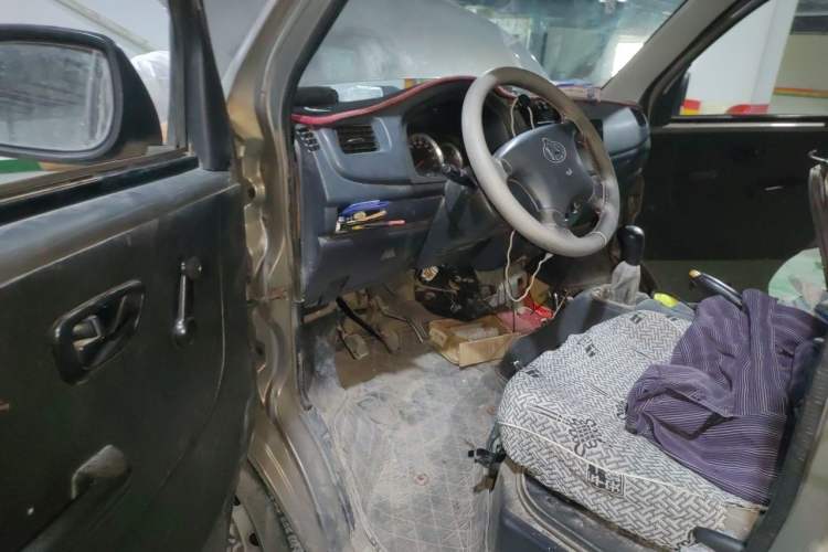 Used CHANGAN KAICHENG Taurus 2011 1.3L Standard Version Driver Seat