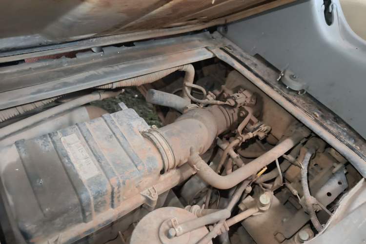 Used CHANGAN KAICHENG Taurus 2011 1.3L Comfort Model Engine Bay Right