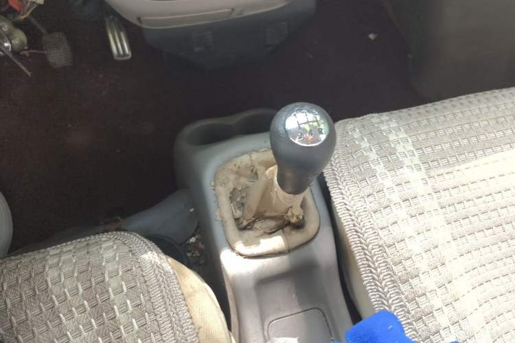 Used CHANGAN KAICHENG Taurus 2011 1.3L Comfort Model Gear Lever