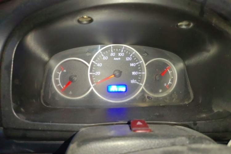 Used CHANGAN KAICHENG Taurus 2011 1.3L Standard Version Instrument Cluster