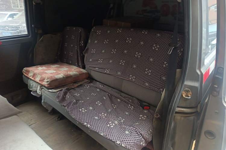 Used CHANGAN KAICHENG Taurus 2011 1.3L Standard Version Left Rear Seat