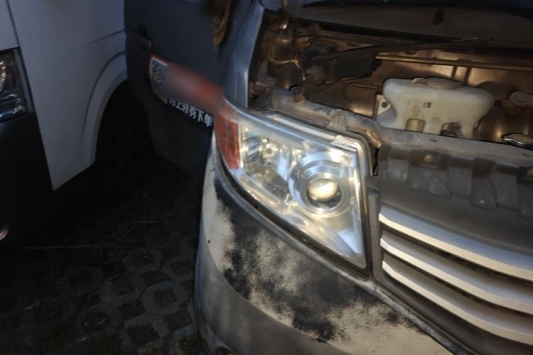 Used CHANGAN KAICHENG Taurus 2011 1.3L Comfort Model Right Front Headlight