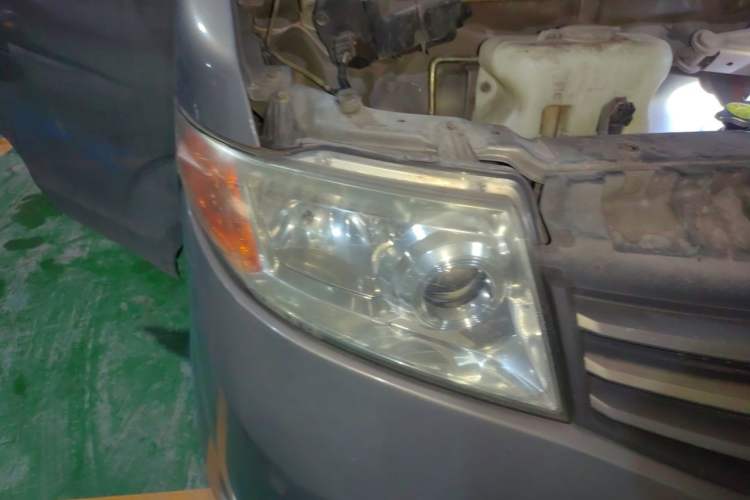 Used CHANGAN KAICHENG Taurus 2011 1.3L Standard Version Right Front Headlight
