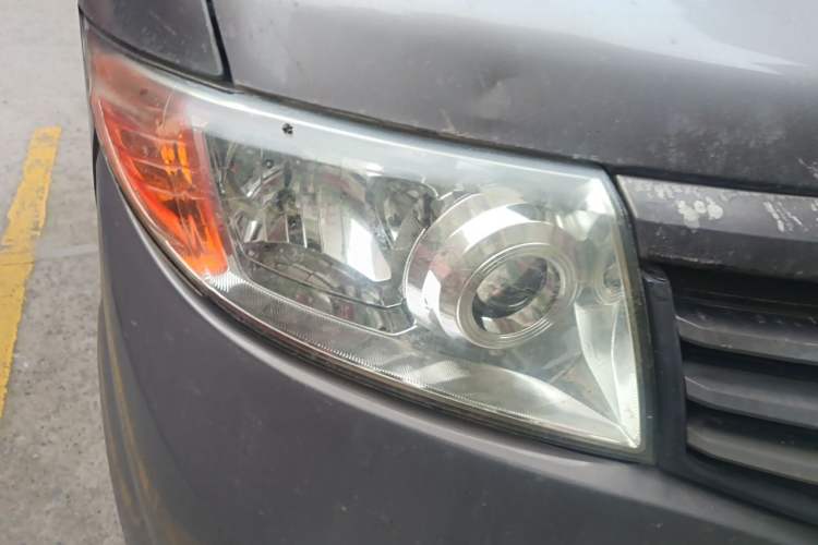 Used CHANGAN KAICHENG Taurus 2011 1.3L Standard Version Right Front Headlight