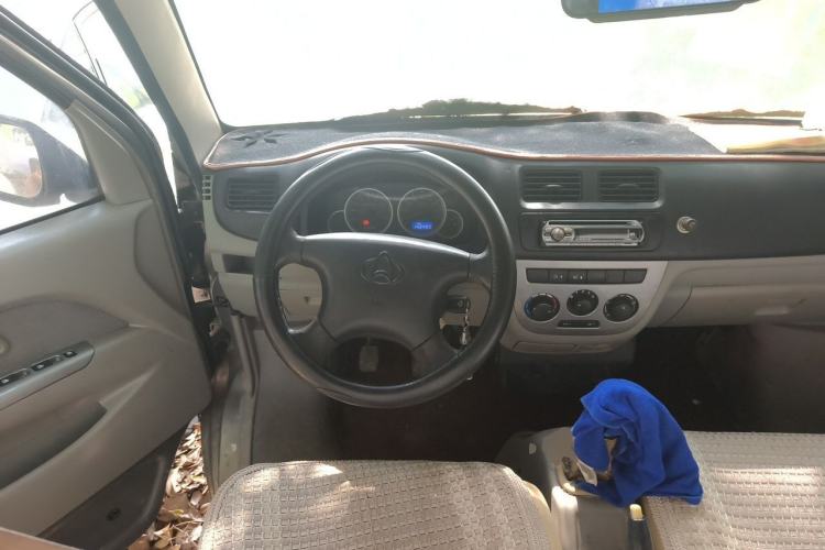 Used CHANGAN KAICHENG Taurus 2011 1.3L Comfort Model Steering Wheel
