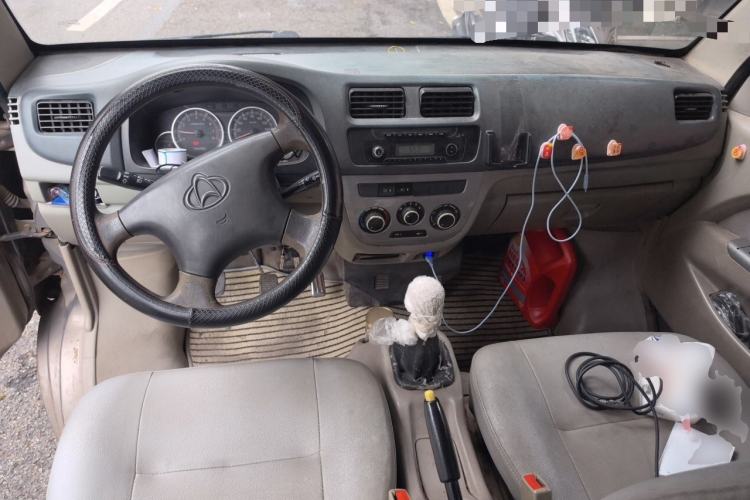 Used CHANGAN KAICHENG Taurus 2011 1.3L Standard Version Center Console