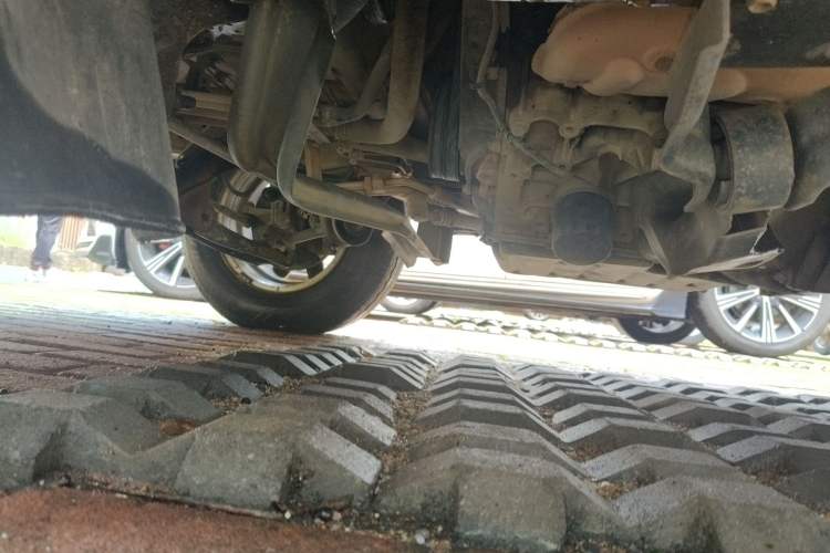 Used CHANGAN KAICHENG Taurus 2011 1.3L Standard Version Chassis Front Left