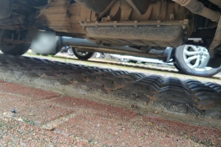 Used CHANGAN KAICHENG Taurus 2011 1.3L Standard Version Chassis Front Right