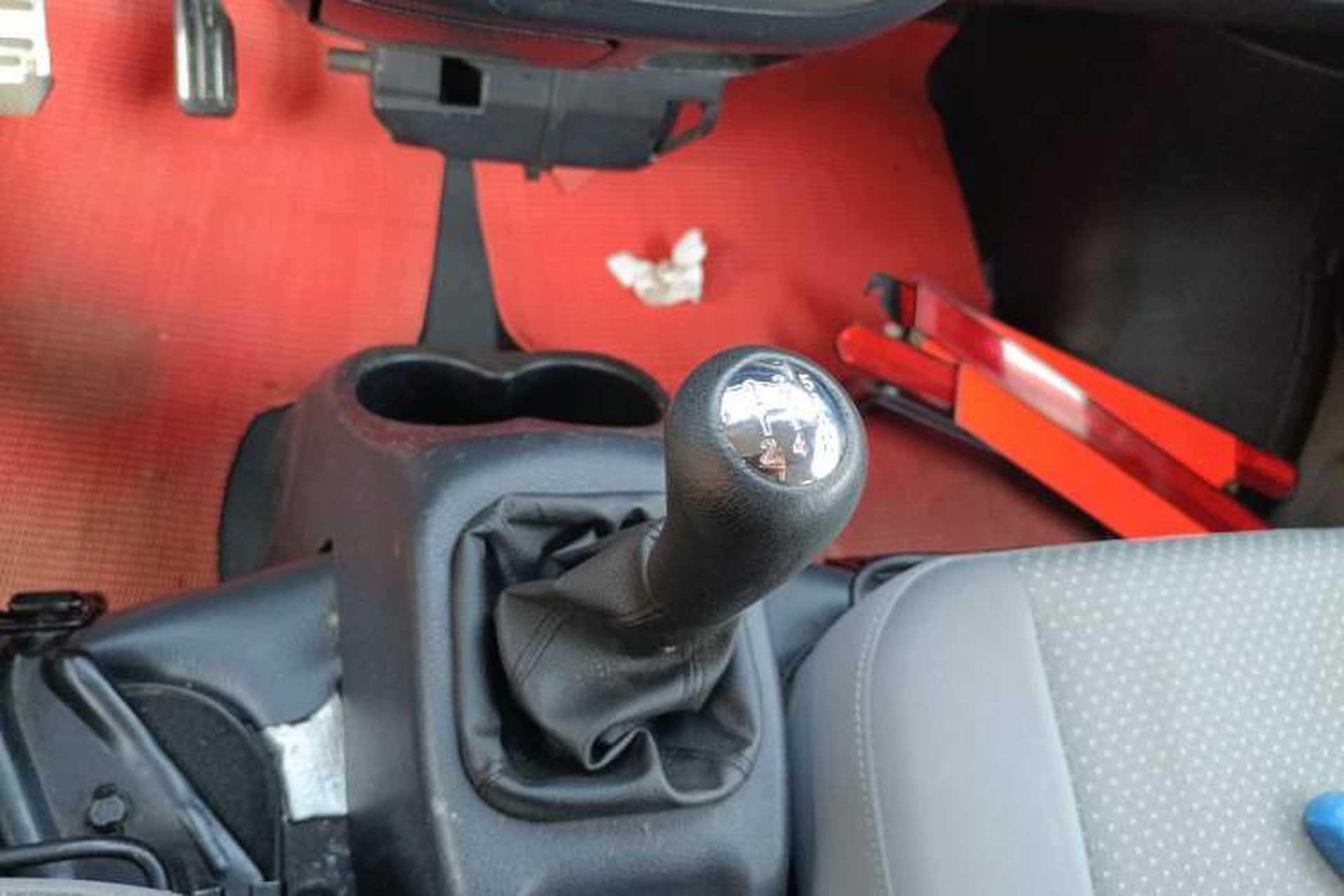 Used CHANGAN KAICHENG Taurus 2011 1.3L Standard Version Gear Lever
