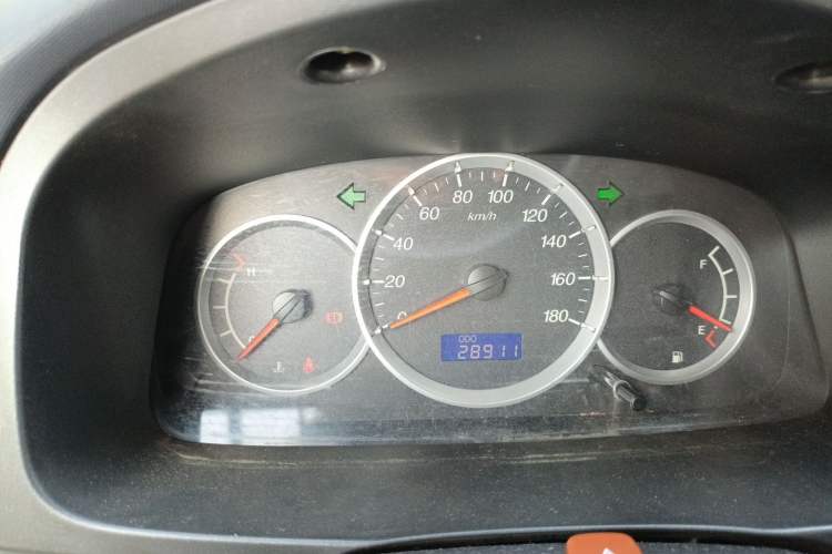 Used CHANGAN KAICHENG Taurus 2011 1.3L Standard Version Instrument Cluster
