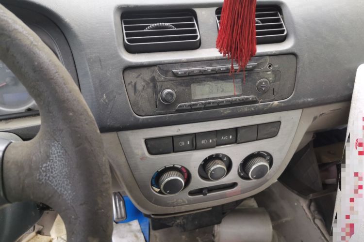 Used CHANGAN KAICHENG Taurus 2011 1.3L Supreme Model Audio And AC Panel