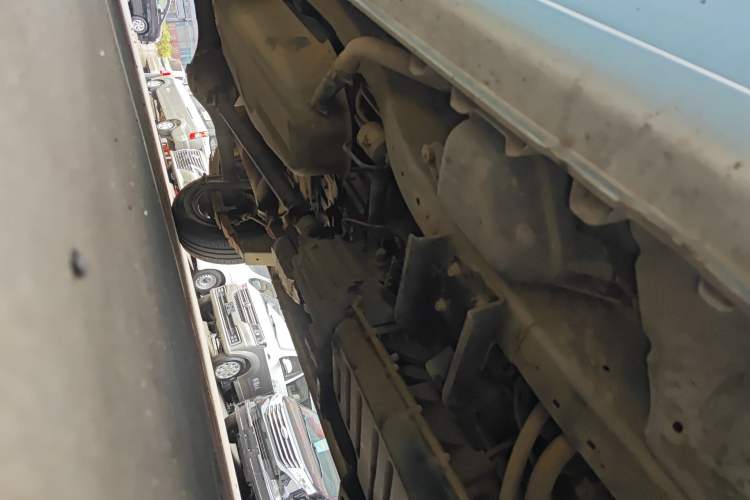 Used CHANGAN KAICHENG Taurus 2011 1.3L Standard Version Chassis Front Right