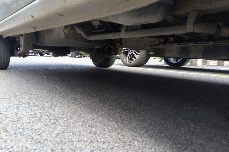 Used CHANGAN KAICHENG Taurus 2011 1.3L Comfort Model Chassis Front Right