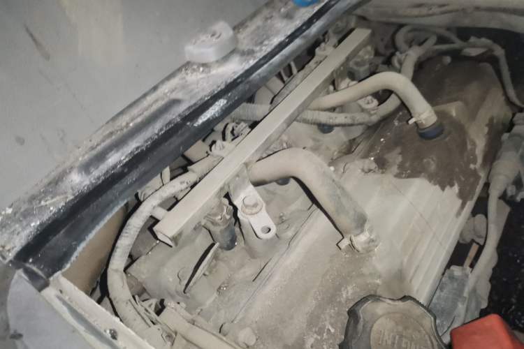 Used CHANGAN KAICHENG Taurus 2011 1.3L Standard Version Engine Bay Left
