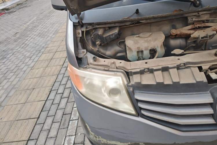 Used CHANGAN KAICHENG Taurus 2011 1.3L Standard Version Engine Bay Right