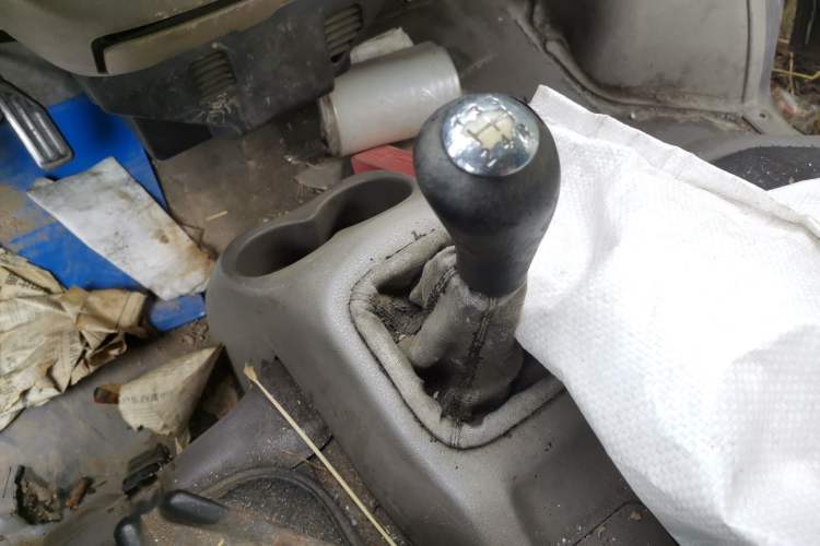 Used CHANGAN KAICHENG Taurus 2011 1.3L Supreme Model Gear Lever