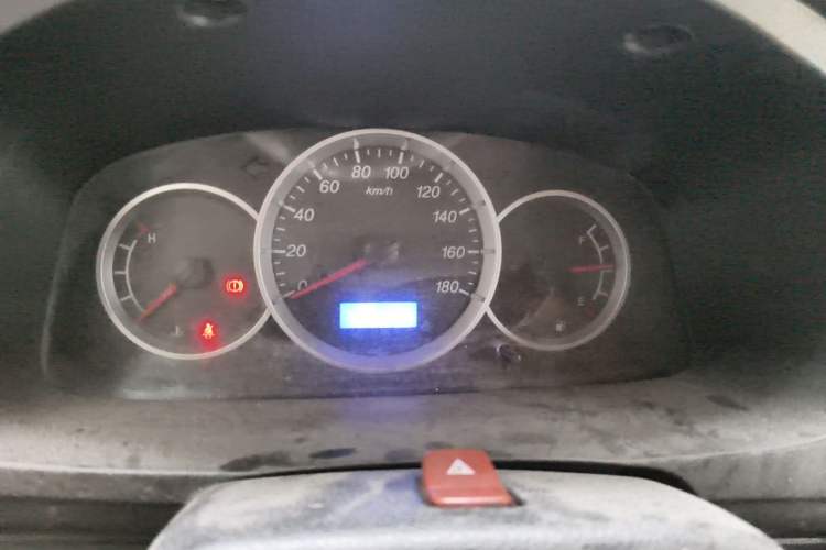 Used CHANGAN KAICHENG Taurus 2011 1.3L Standard Version Instrument Cluster
