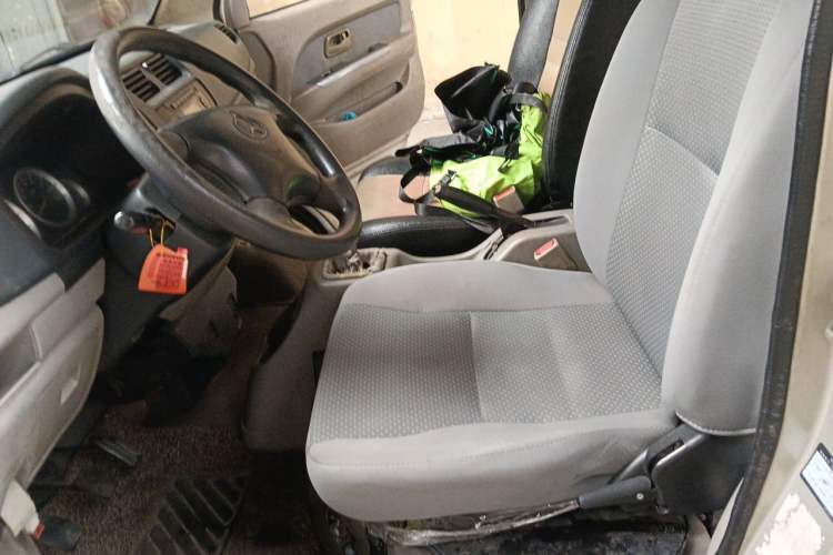 Used CHANGAN KAICHENG Taurus 2011 1.3L Comfort Model Left Front Seat