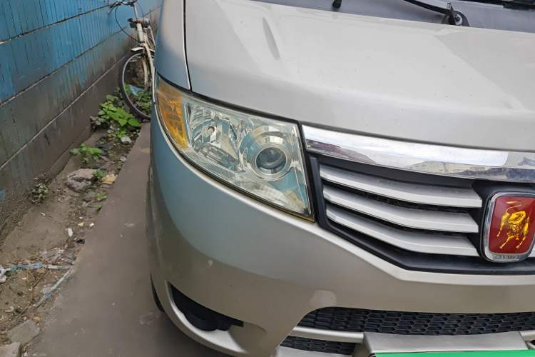 Used CHANGAN KAICHENG Taurus 2011 1.3L Standard Version Right Front Headlight