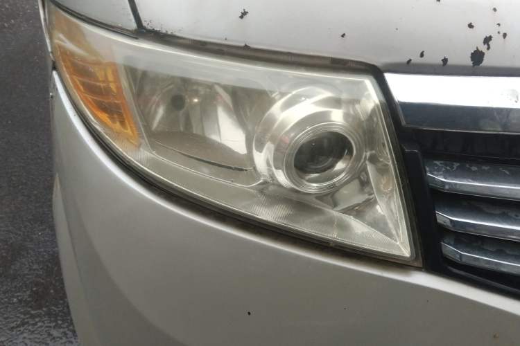 Used CHANGAN KAICHENG Taurus 2011 1.3L Standard Version Right Front Headlight