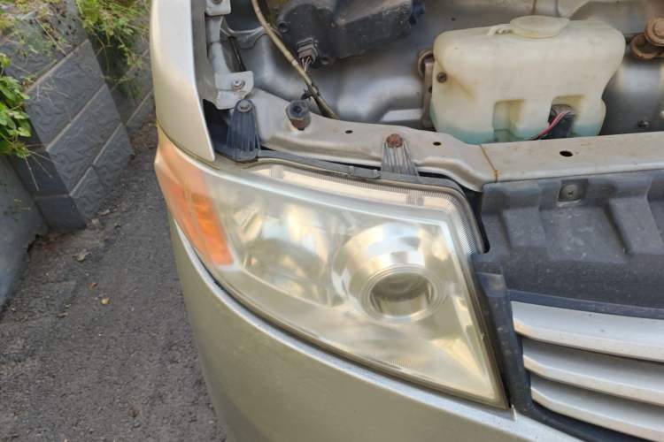Used CHANGAN KAICHENG Taurus 2011 1.3L Comfort Model Right Front Headlight