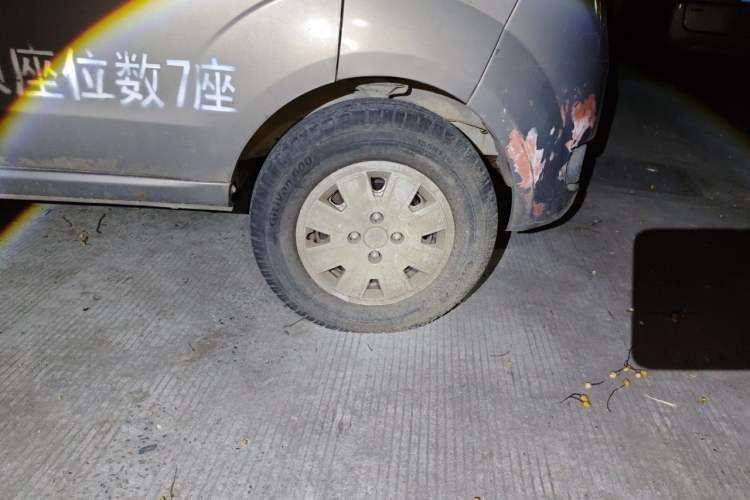 Used CHANGAN KAICHENG Taurus 2011 1.3L Standard Version Right Front Wheel Hub