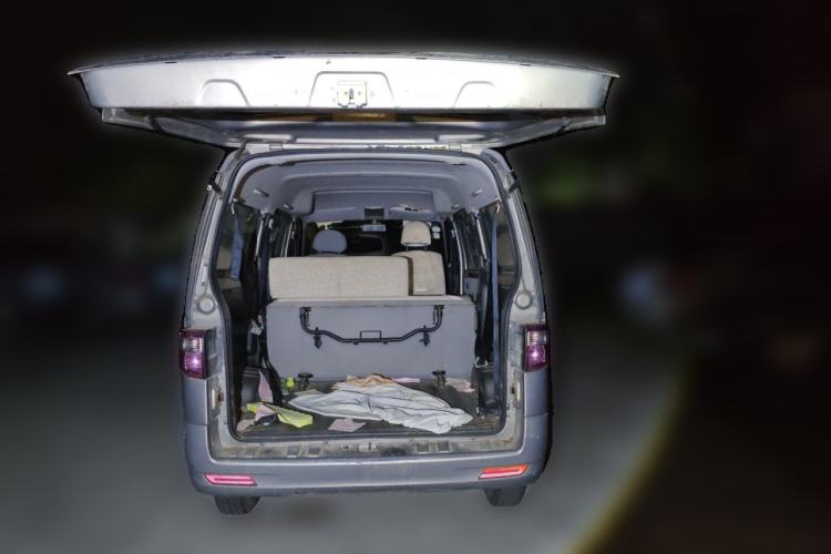 Used CHANGAN KAICHENG Taurus 2011 1.3L Standard Version Trunk