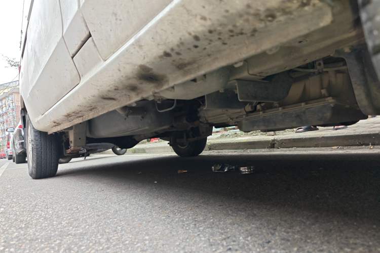 Used CHANGAN KAICHENG Taurus 2011 1.3L Comfort Model Chassis Front Right