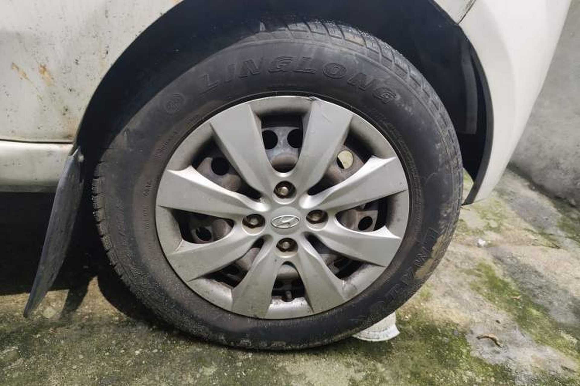 Used CHANGAN KAICHENG Taurus 2011 1.3L Standard Version Right Front Wheel Hub