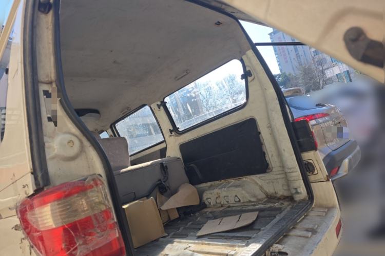 Used CHANGAN KAICHENG Taurus 2011 1.3L Standard Version Trunk