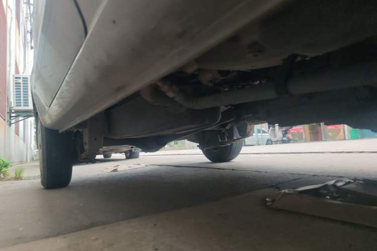 Used CHANGAN KAICHENG Taurus 2011 1.3L Standard Version Chassis Front Right