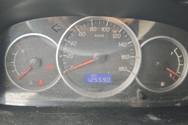 Used CHANGAN KAICHENG Taurus 2011 1.3L Standard Version Instrument Cluster