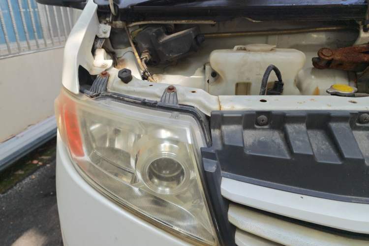 Used CHANGAN KAICHENG Taurus  Engine Bay Right
