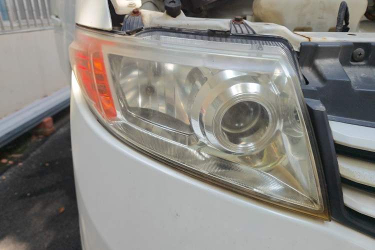 Used CHANGAN KAICHENG Taurus  Right Front Headlight