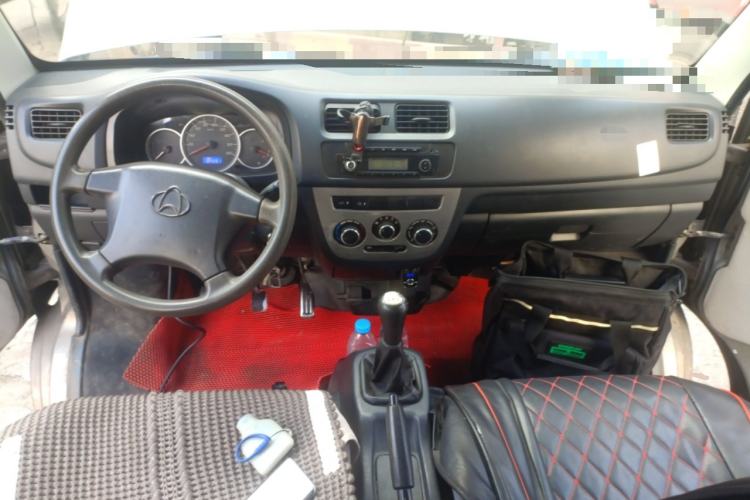 Used CHANGAN KAICHENG Taurus 2013 1.2L Standard Version Center Console