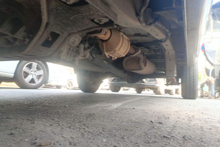 Used CHANGAN KAICHENG Taurus 2013 1.2L Standard Version Chassis Front Left
