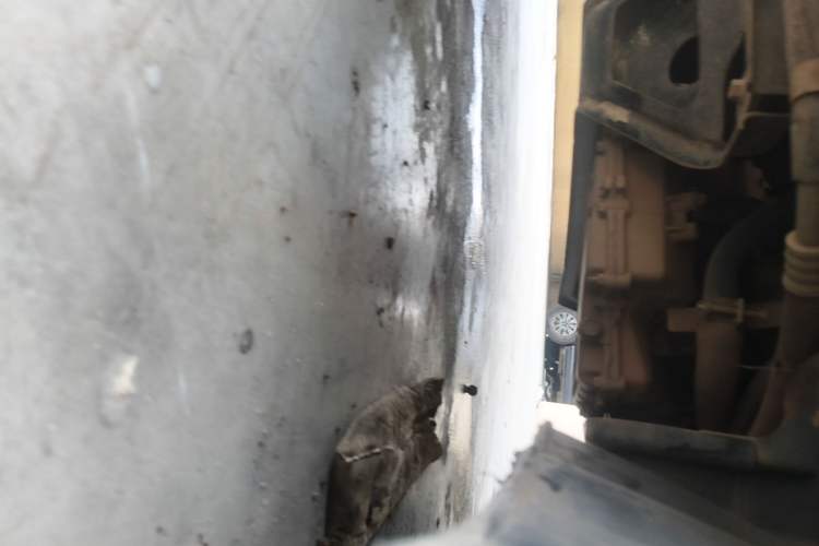 Used CHANGAN KAICHENG Taurus 2013 1.2L Standard Version Chassis Front Right