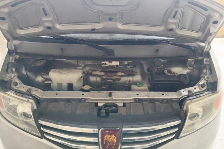 Used CHANGAN KAICHENG Taurus 2013 1.2L Standard Version Engine Bay