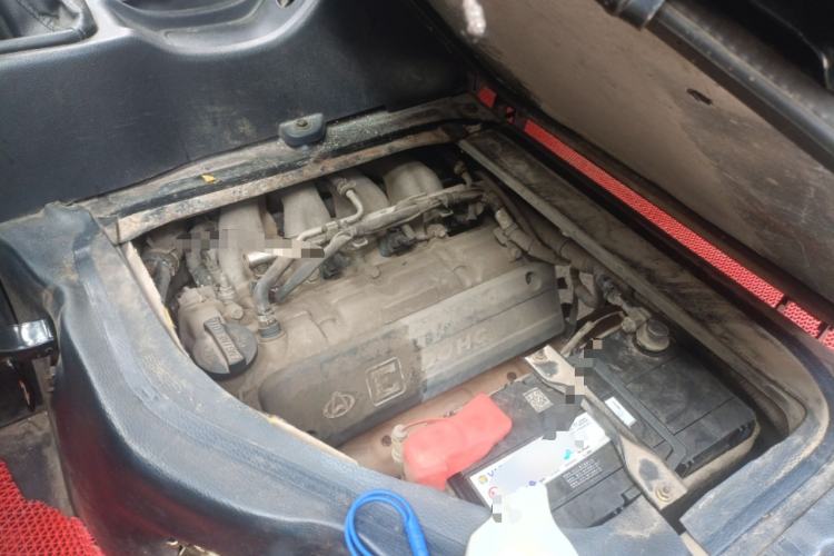 Used CHANGAN KAICHENG Taurus 2013 1.2L Standard Version Engine Bay