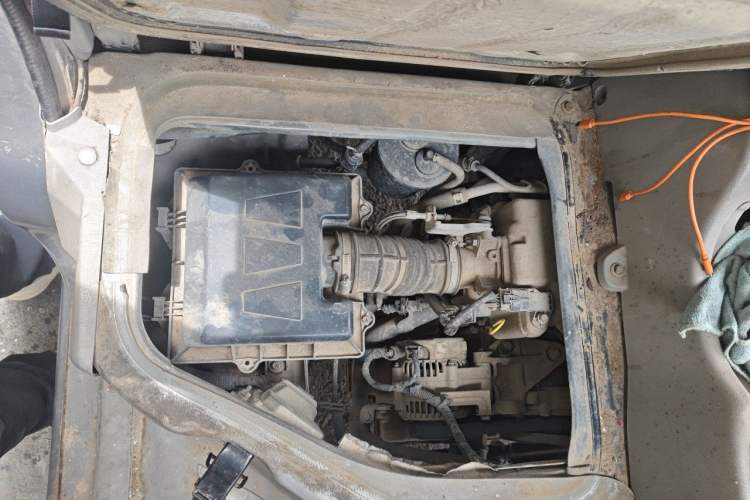 Used CHANGAN KAICHENG Taurus 2013 1.2L Comfort Model Engine Bay Right