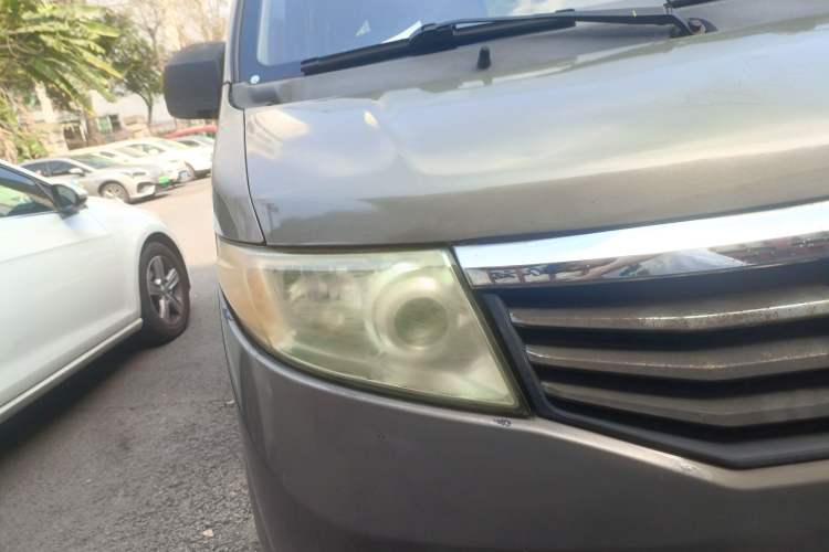 Used CHANGAN KAICHENG Taurus 2013 1.2L Standard Version Right Front Headlight