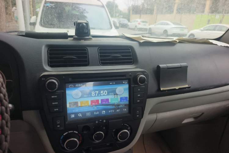 Used CHANGAN KAICHENG Taurus 2013 1.2L Standard Version Audio And AC Panel