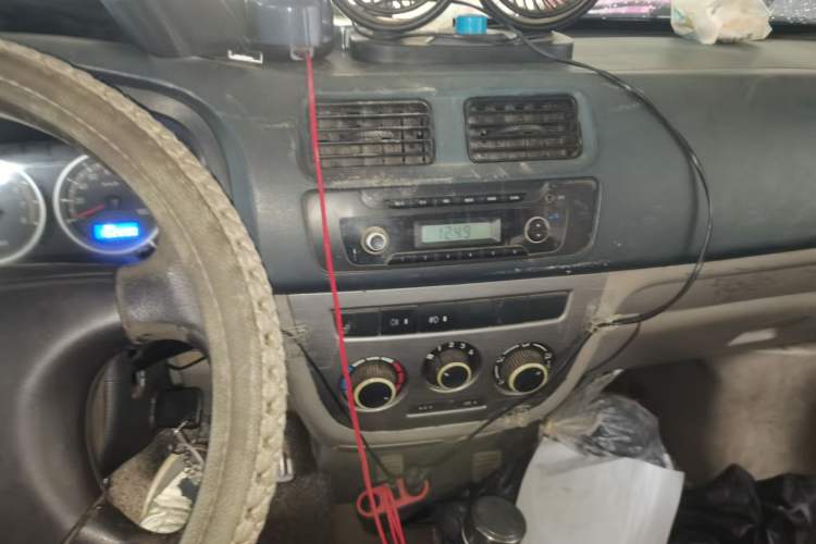 Used CHANGAN KAICHENG Taurus 2013 1.2L Standard Version Audio And AC Panel