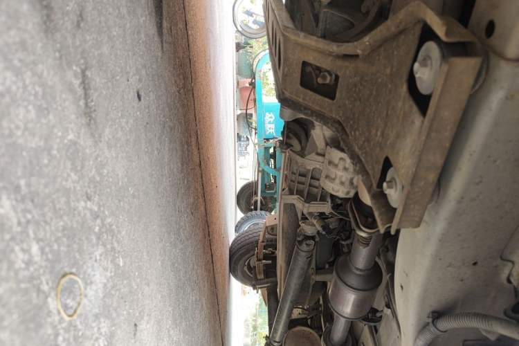 Used CHANGAN KAICHENG Taurus 2013 1.2L Standard Version Chassis Front Left