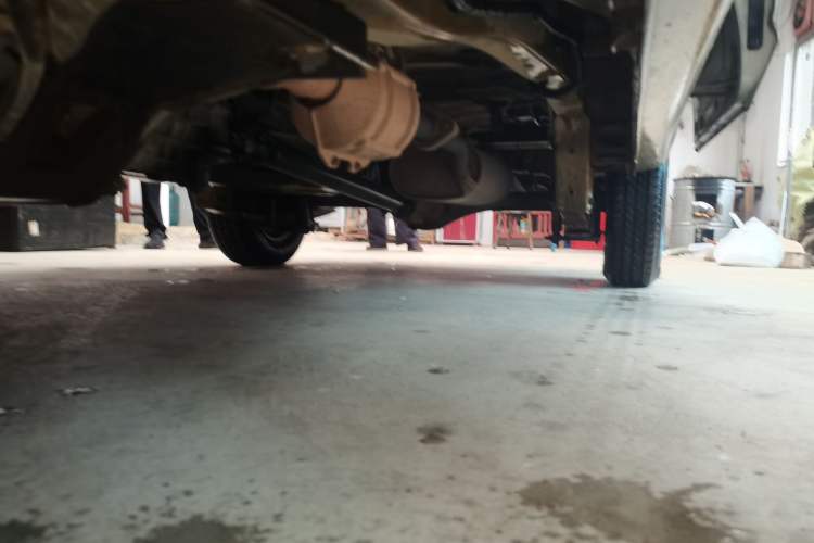 Used CHANGAN KAICHENG Taurus 2013 1.2L Standard Version Chassis Front Left