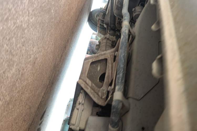 Used CHANGAN KAICHENG Taurus 2013 1.2L Standard Version Chassis Front Right
