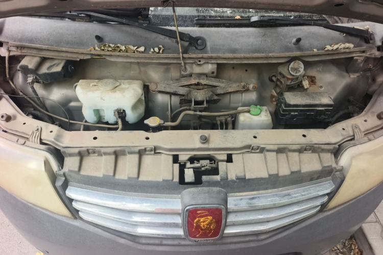 Used CHANGAN KAICHENG Taurus 2013 1.2L Standard Version Engine Bay