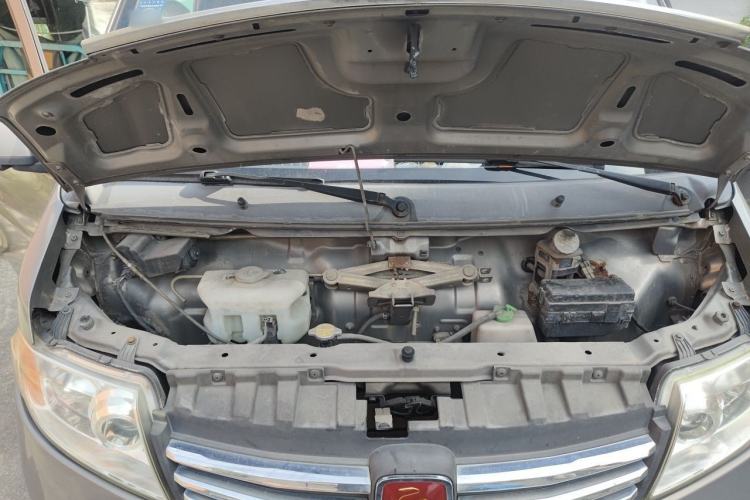 Used CHANGAN KAICHENG Taurus 2013 1.2L Standard Version Engine Bay