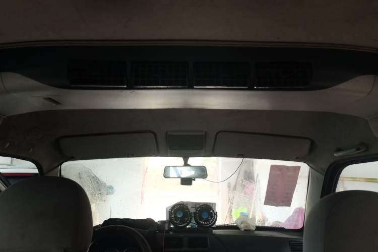 Used CHANGAN KAICHENG Taurus 2013 1.2L Standard Version Headliner